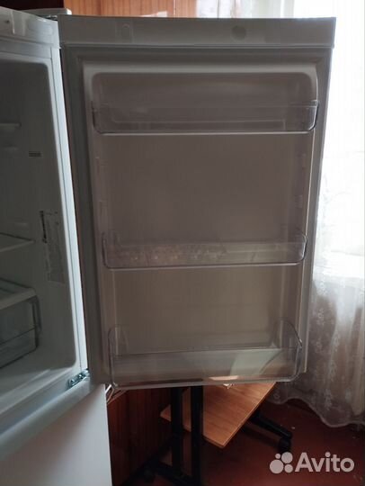 Холодильник indesit itr 4160 w