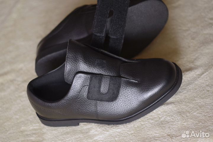 Новые туфли на широкую стопу,англ. CosyFeet р.42.5