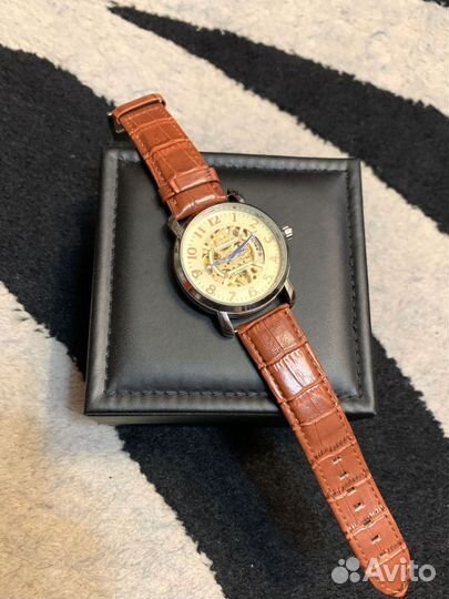 Механические часы goer