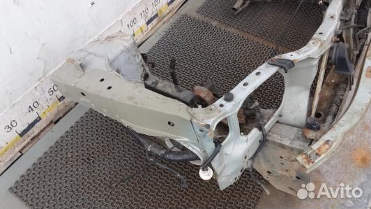 Передняя панель крепления облицовки (телевизор) ni