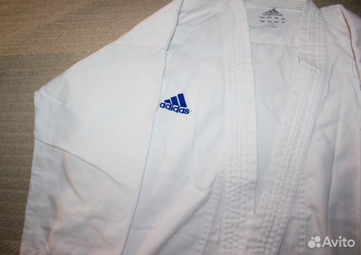 Кимоно для каратэ Adidas на рост 140