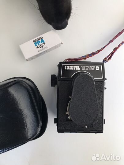 Среднеформатный плёночный фотоаппарат