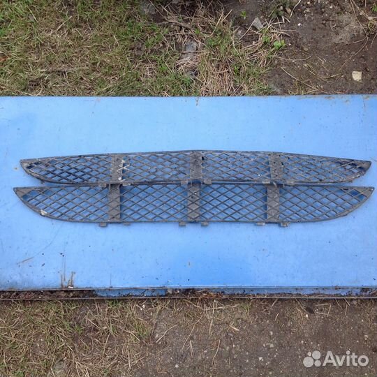 Решетка Мерседес 210