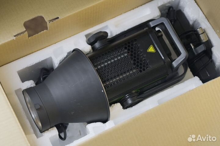 Осветительный прибор 200w Weeylite Ninja 20