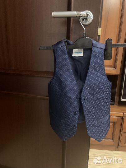 Жилетка для мальчика школьная 116