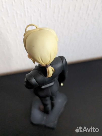 Аниме фигурка saber