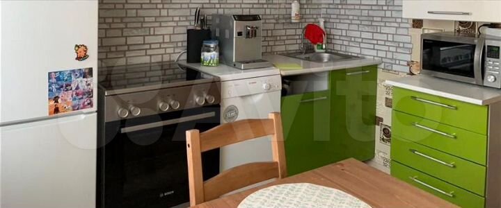 4-к. квартира, 73 м², 4/4 эт.