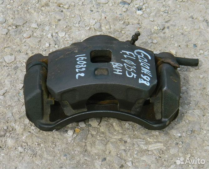 Суппорт передний левый Mitsubishi Galant 8 2.4