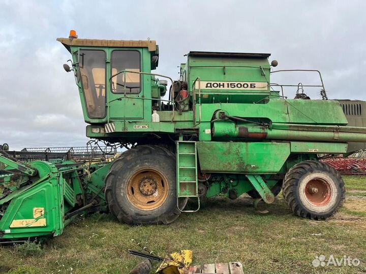 Комбайн Ростсельмаш Дон 1500Б, 2001