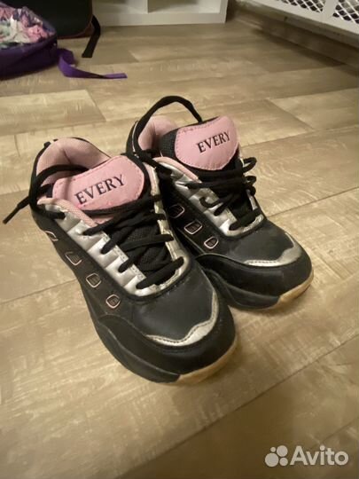 Роликовые кроссовки Every
