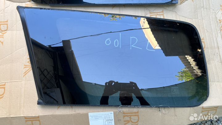 Стекло собачник форточка левая honda odyssey 2008