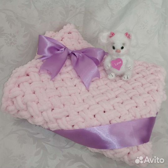 Вяжу на заказ детские плюшевые пледы)