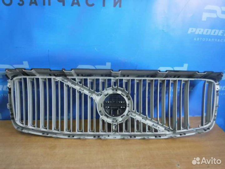 Решетка радиатора Volvo Xc90