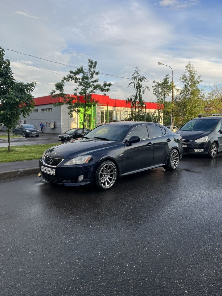 Lexus IS: фото владельца