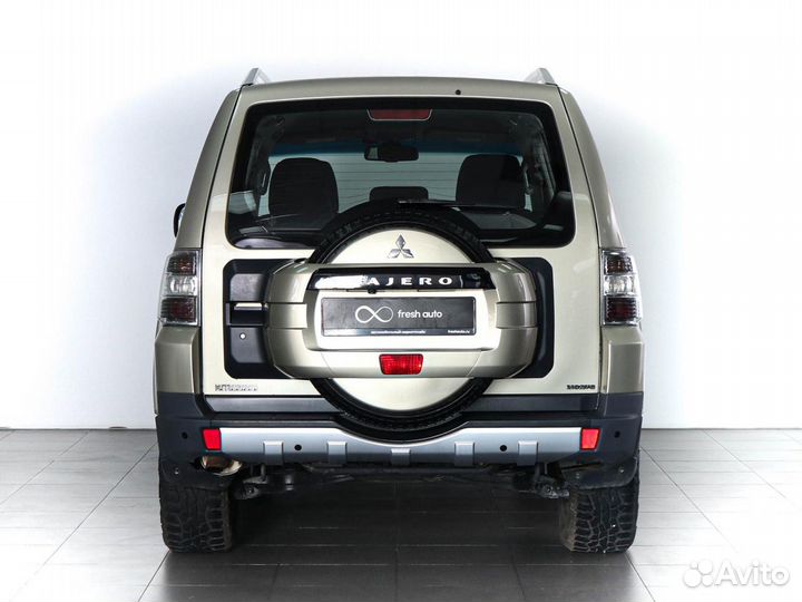 Mitsubishi Pajero 3.2 AT, 2007, 235 750 км