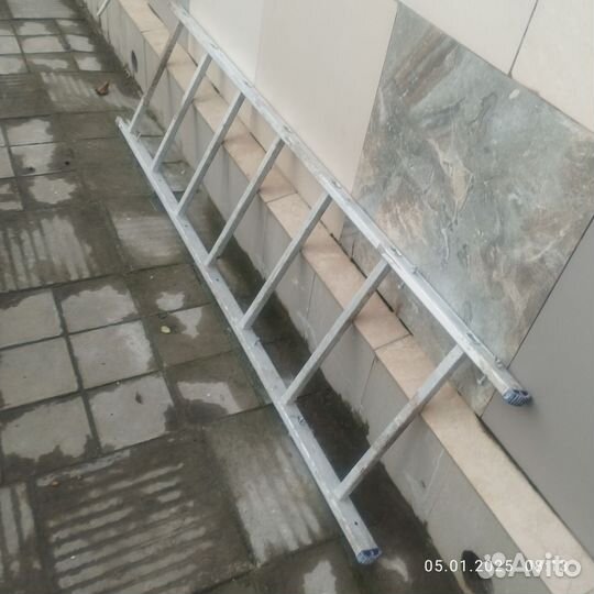 Лестница алюминиевая