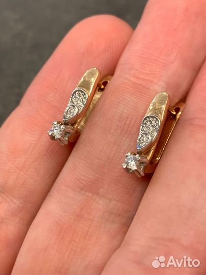 Серьги золотые с бриллиантами