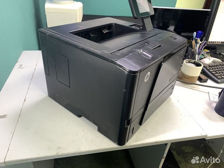 Принтер HP LaserJet Pro 400 m401dn