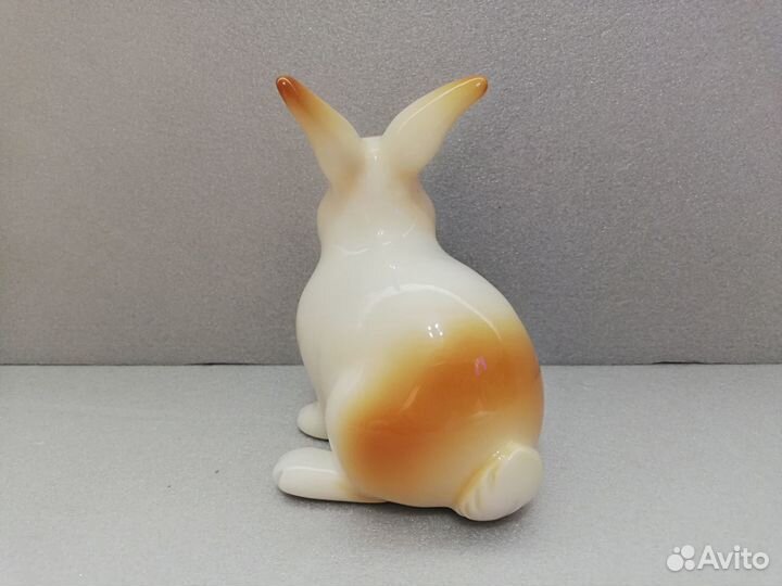 Фарфор кролик фигурка