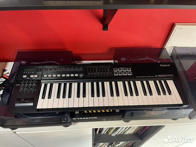 Миди клавиатура Roland A-500 PRO купить в Москве | Хобби и отдых | Авито