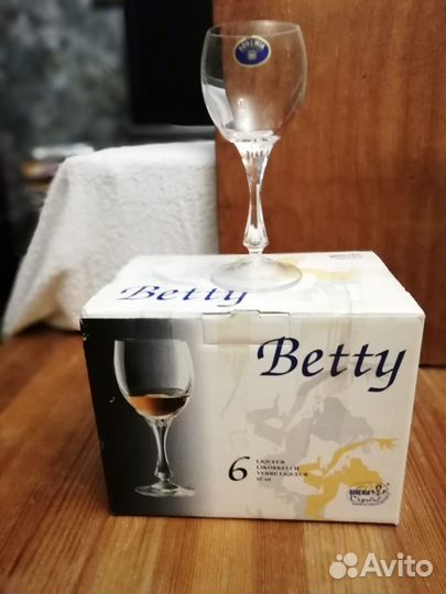 Новые хрустальные бокалы для ликера Богемия 12 шт