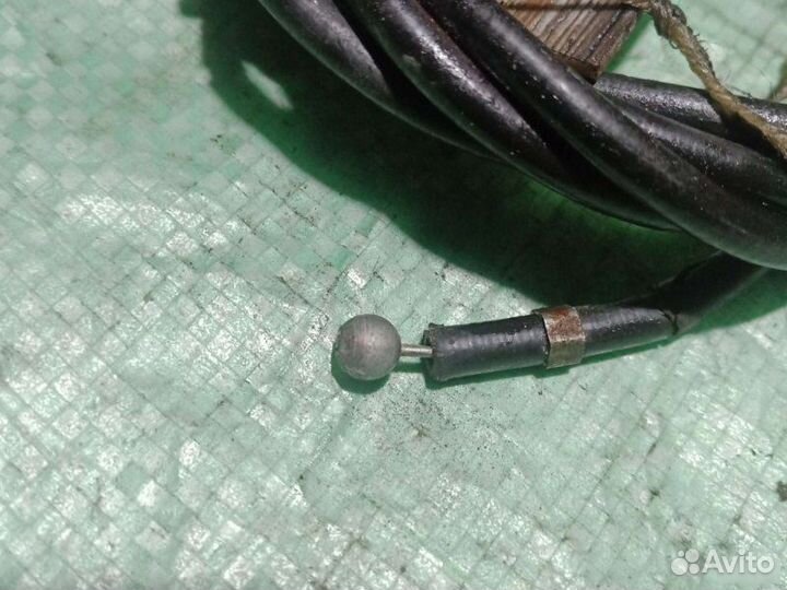 Трос капота Volkswagen Golf 3 хетчбек 1.8 AAM