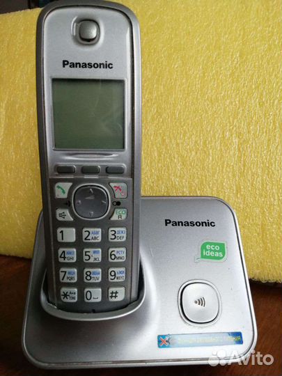 Телефон Panasonic KX-TG6611
