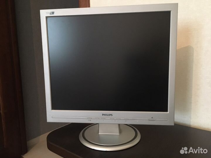 Монитор для компьютера philips