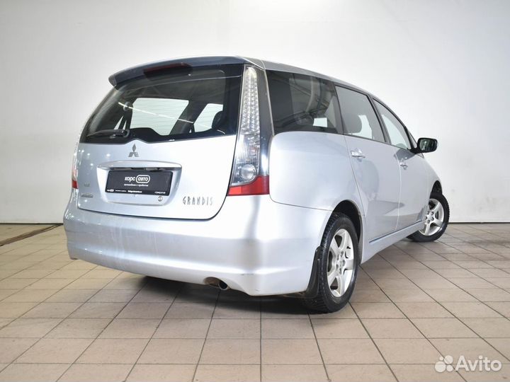 Mitsubishi Grandis 2.4 AT, 2008, 318 229 км