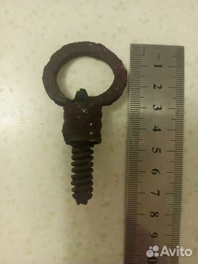 Ключ от старинного навесного замка