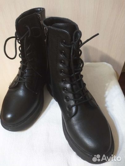 Ботинки женские 38 размера новые весна, осень