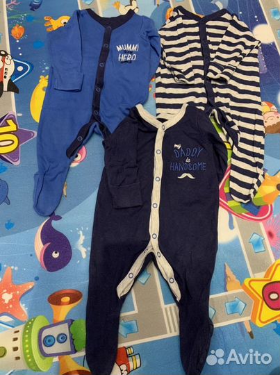 Пакет одежды на мальчика с рождения до года