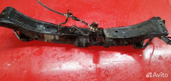 Балка подвески задняя Mazda 626 1991