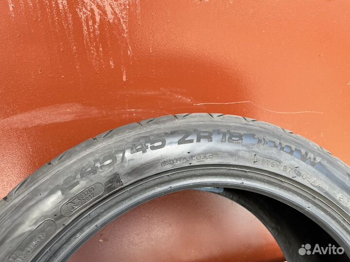 Kormoran Ultra High Performance 245/45 R18 100ZR