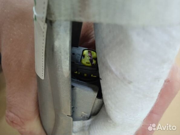 Подушка левая оригинал бу Toyota Corolla E210