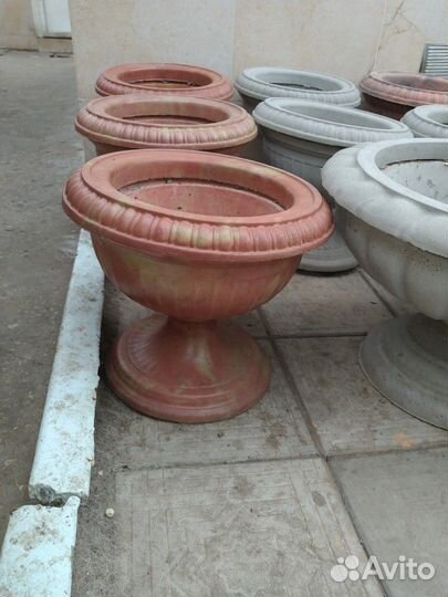 Вазон для цветов