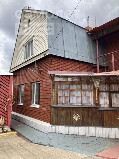 Дом 158,8 м² на участке 11 сот.