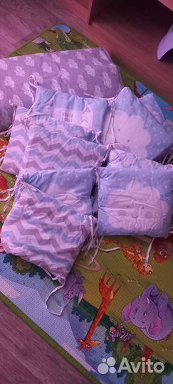 Одеяло,простынь,и бортики