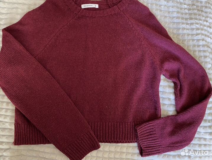 Свитер женский