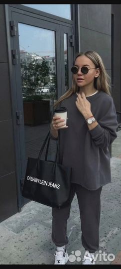 Спортивный костюм