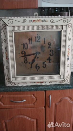 Старинные Настенные часы