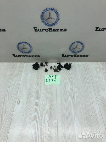 Крепеж радиатора Mercedes W202
