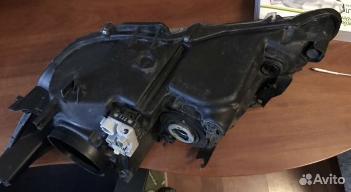 Фара правая Тойота Камри 50 оригинал