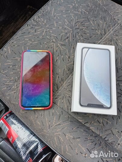 iPhone Xr, 64 ГБ