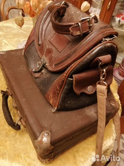 Чемодан и сумка ретро