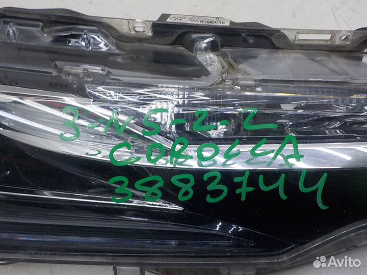 Фара правая Toyota Corolla