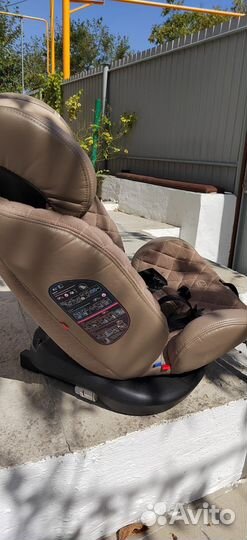 Детское автомобильное кресло