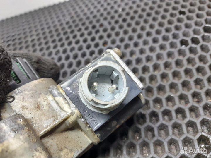 Клапан управления компрессором