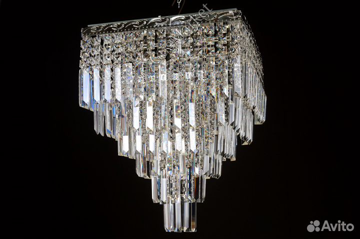 Люстра хрустальная потолочная 