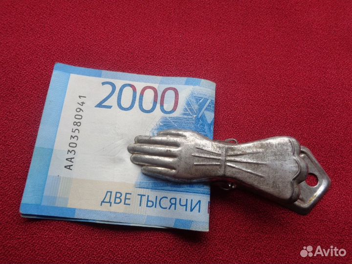 Зажим для бумаг, денег, Рука, СССР